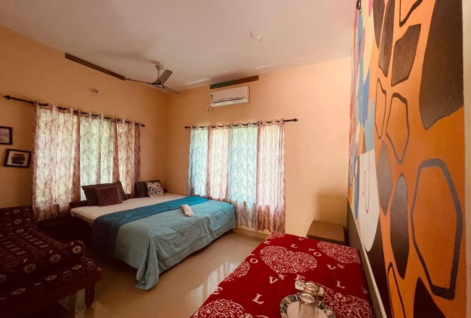 Happy Home Varkala 0*,